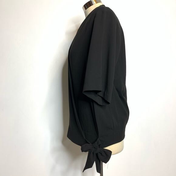 Club Monaco faux wrap tie side cross over top - Picture 3 of 7